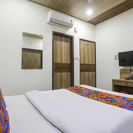Fabhotel Vedanta Inn - Nr Sitabudli Fort Nagpur Zewnętrze zdjęcie