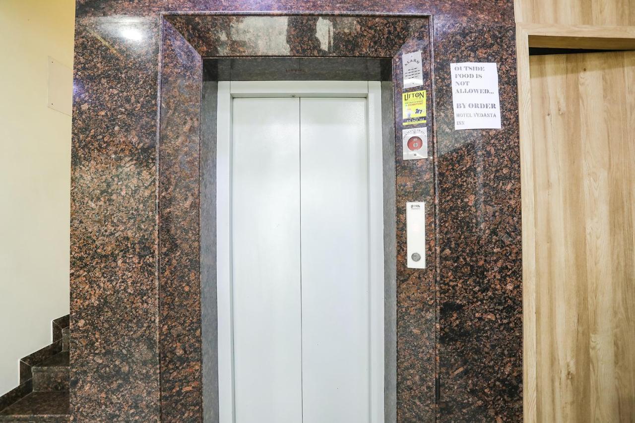 Fabhotel Vedanta Inn - Nr Sitabudli Fort Nagpur Zewnętrze zdjęcie