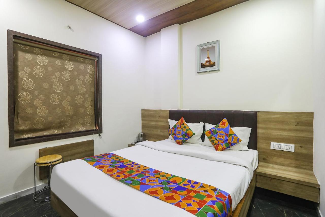 Fabhotel Vedanta Inn - Nr Sitabudli Fort Nagpur Zewnętrze zdjęcie